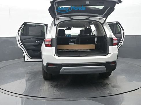 New 2025 Honda Pilot EX-L image 38