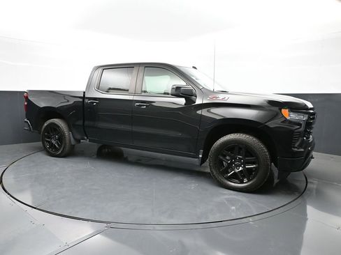 Used 2022 Chevrolet Silverado 1500 RST AWD/4WD image 1
