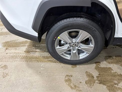 New 2025 Toyota RAV4 XLE image 18