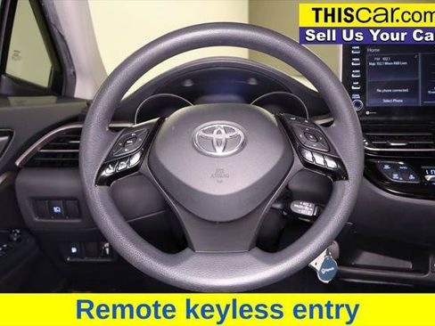 Used 2021 Toyota C-HR LE FWD image 14