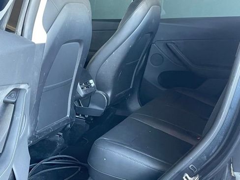 Used 2024 Tesla Model Y Long Range image 15