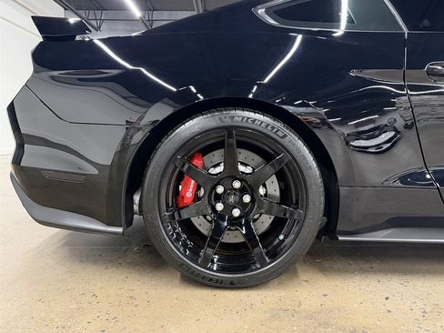 Used 2017 Ford Mustang Shelby GT350R w/ GT350R Equipment Group 920A RWD image 13