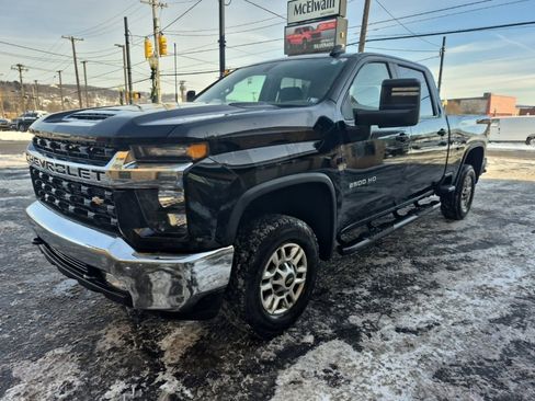 Used 2023 Chevrolet Silverado 2500 LT w/ Convenience Package image 3