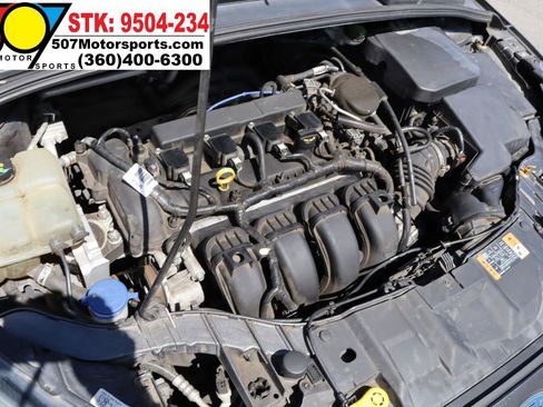 Used 2015 Ford Focus SE w/ Equipment Group 201A FWD image 23