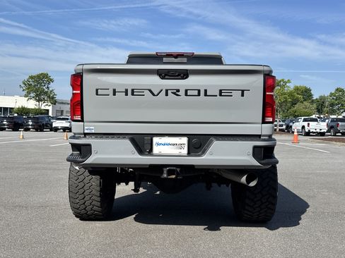 Used 2024 Chevrolet Silverado 2500 LT w/ Z71 Sport Edition AWD/4WD image 9