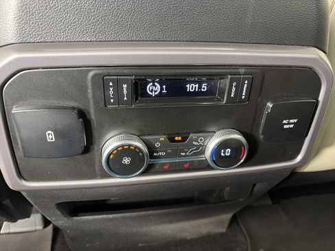 Used 2019 Ford Expedition Max Platinum AWD/4WD image 27
