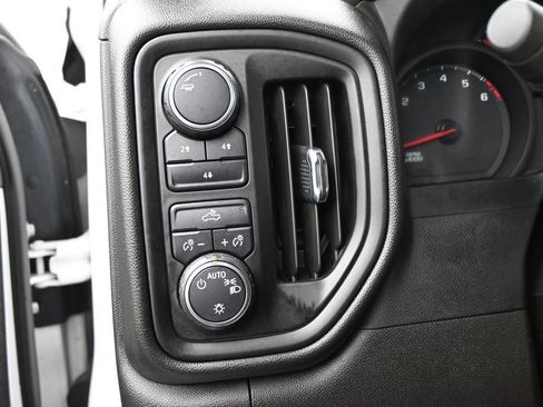 Used 2022 Chevrolet Silverado 2500 W/T w/ WT Convenience Package AWD/4WD image 15