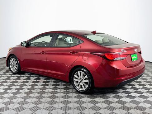 Used 2016 Hyundai Elantra SE w/ Option Group 02 FWD image 6