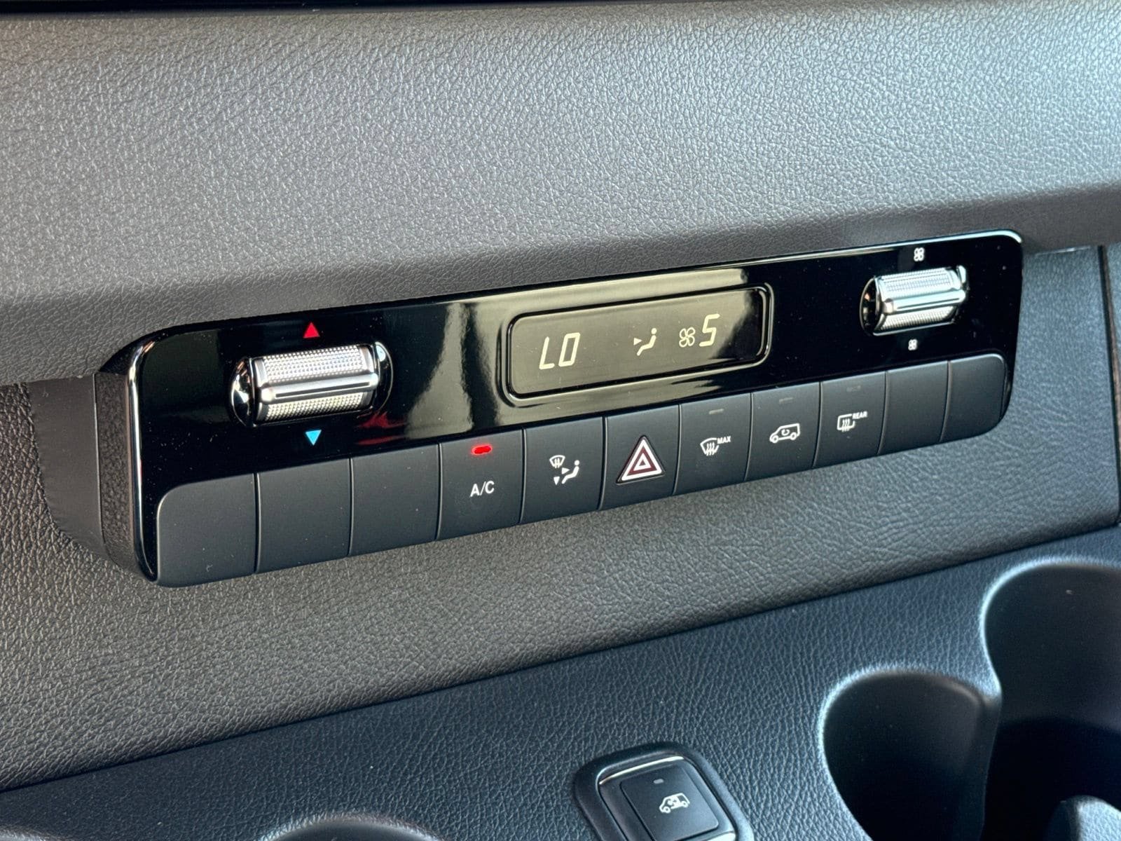 New 2026 Mercedes-Benz Sprinter 2500 image 28