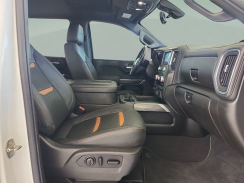 Used 2021 GMC Sierra 1500 AT4 w/ AT4 Value Package AWD/4WD image 19