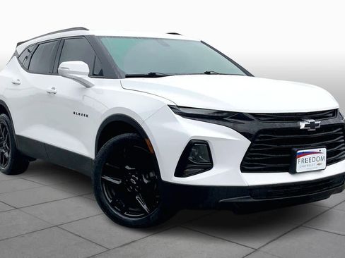 Used 2020 Chevrolet Blazer LT image 2