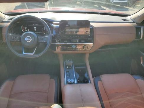 Used 2023 Nissan Pathfinder Platinum w/ Cargo Package image 15