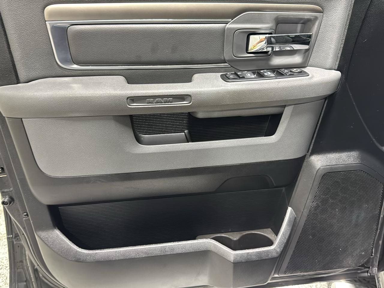Used 2017 RAM 1500 Big Horn AWD/4WD image 13
