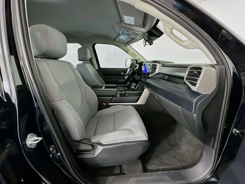 Used 2022 Toyota Tundra SR5 w/ SR5 Convenience Package image 28