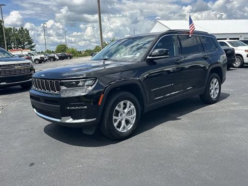Used 2023 Jeep Grand Cherokee L Limited AWD/4WD image 4