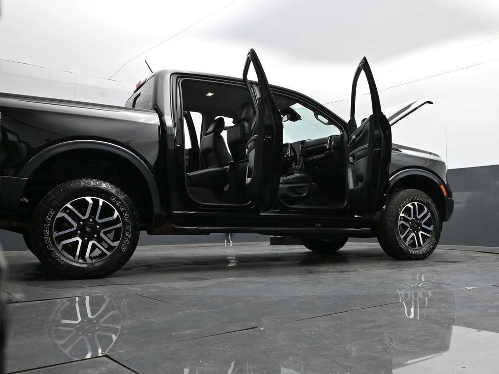 Used 2024 Ford Ranger Lariat w/ FX4 Off-Road Package AWD/4WD image 41