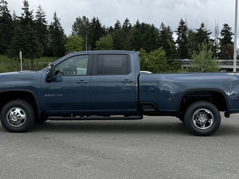 New 2026 Chevrolet Silverado 3500 LT w/ All Star Edition AWD/4WD image 2