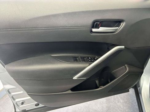 Certified 2023 Toyota Corolla Cross XLE w/ Convenience Package FWD image 18