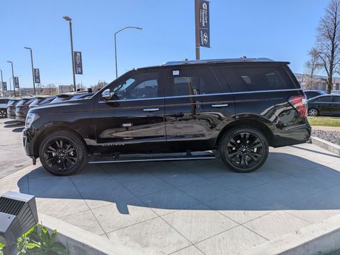 Used 2020 Ford Expedition Platinum image 8