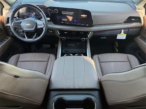 New 2026 Chevrolet Suburban High Country image 10