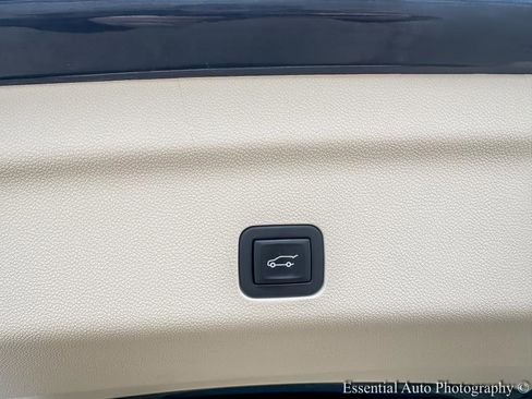 Used 2023 Cadillac Escalade Sport Platinum image 27