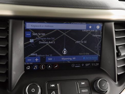 Used 2023 GMC Acadia Denali w/ Denali Technology Package image 39