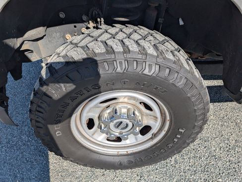 Used 2017 Ford F250 XL w/ Power Equipment Group image 12