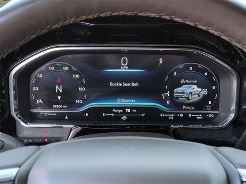 Used 2025 Chevrolet Silverado 1500 LT image 16