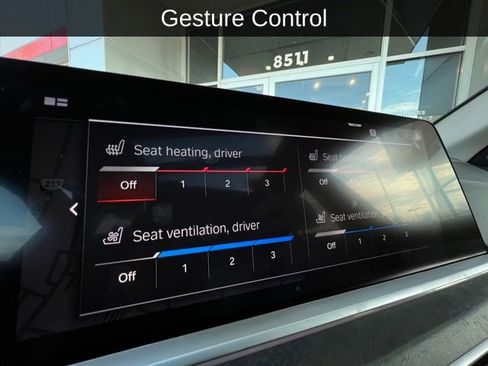 Used 2020 BMW X7 xDrive40i w/ Executive Package image 18