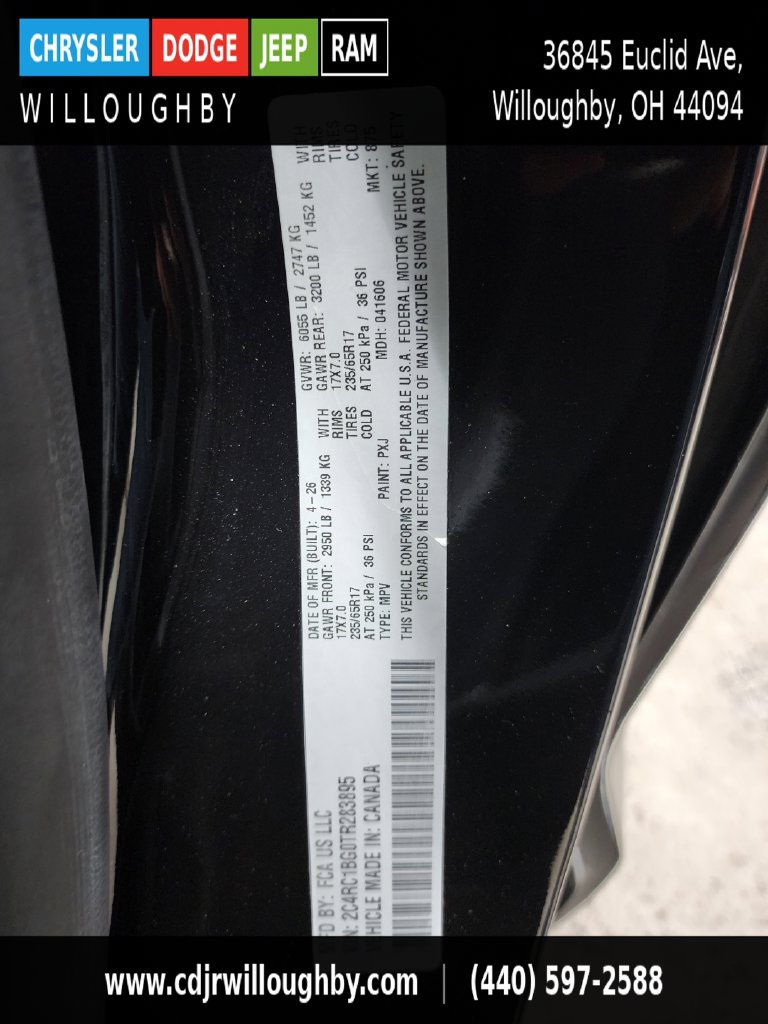 Used 2026 Chrysler Pacifica Select FWD image 41