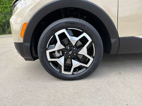 Used 2024 Hyundai Santa Cruz Limited image 9