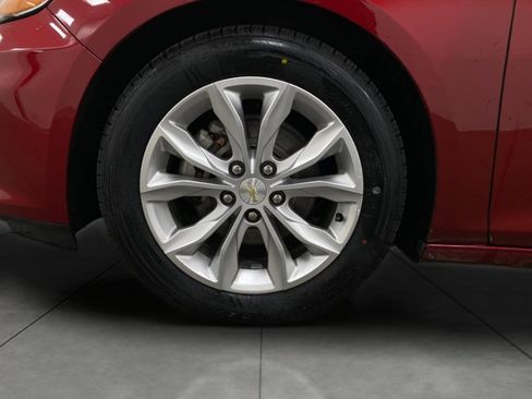 Used 2021 Chevrolet Malibu LT image 12