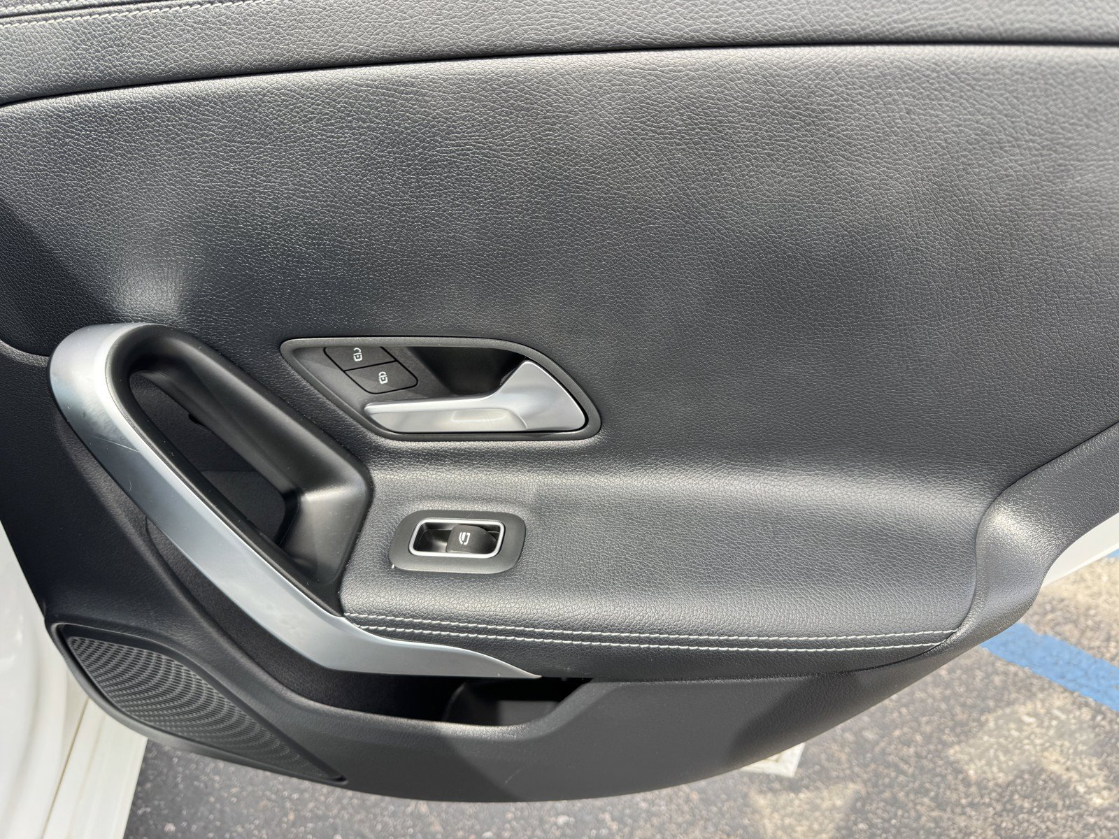 Used 2025 Mercedes-Benz CLA 250 image 12