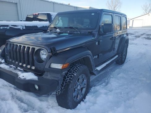 Used 2020 Jeep Wrangler Unlimited Sport image 3