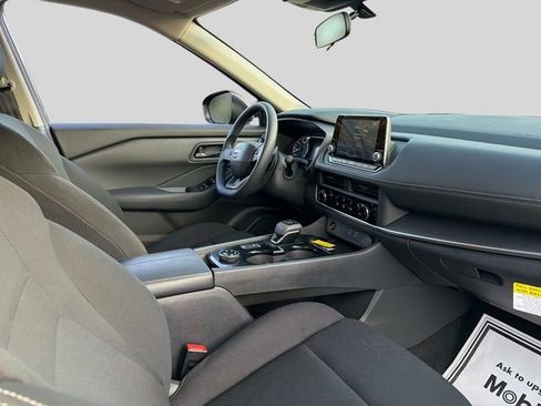 Certified 2025 Nissan Rogue S AWD/4WD image 11