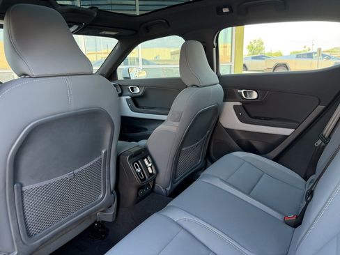 Used 2024 Polestar Polestar 2 AWD/4WD image 35