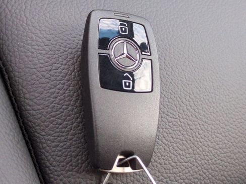 Used 2025 Mercedes-Benz Sprinter 2500 image 29