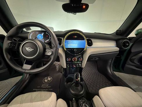 Used 2024 MINI Cooper S image 17