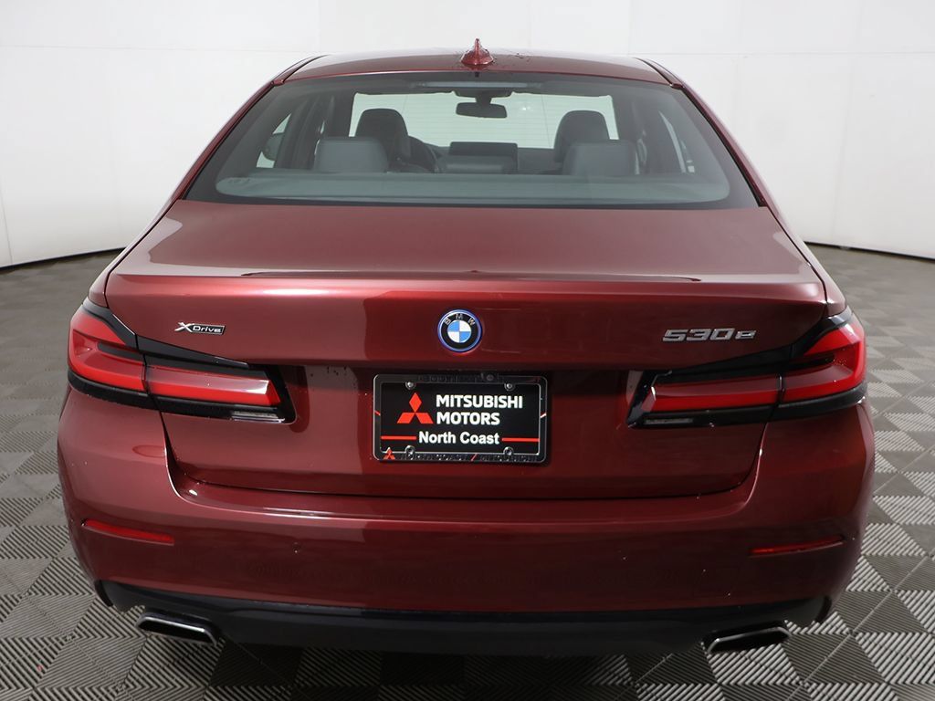 Used 2023 BMW 530e xDrive w/ Convenience Package AWD/4WD image 13
