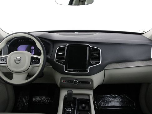 Certified 2023 Volvo XC90 T8 Plus image 7