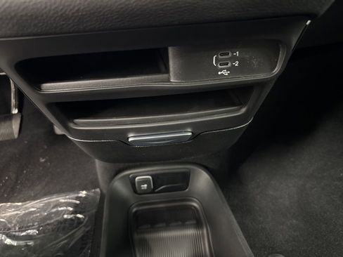 New 2026 Chrysler Pacifica Select image 23