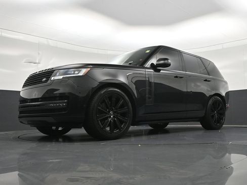 Used 2025 Land Rover Range Rover SE AWD/4WD image 23
