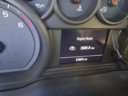 Used 2019 Chevrolet Silverado 1500 Custom w/ Custom Value Package image 7