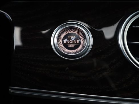 Used 2019 Mercedes-Benz E 300 image 35