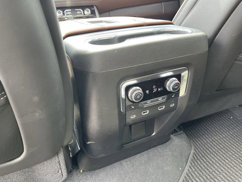 Certified 2024 GMC Yukon Denali Ultimate image 22