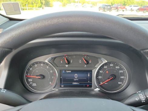 Used 2023 GMC Acadia SLE w/ Driver Convenience Package image 19