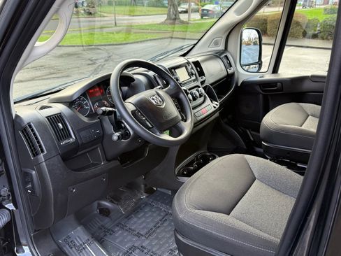 Used 2018 RAM ProMaster 2500 w/ Mopar Trailer Tow Group image 12