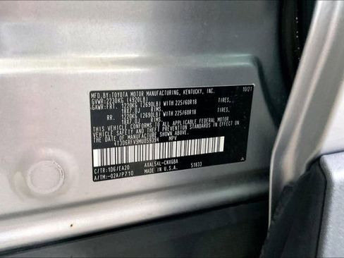 Used 2021 Toyota RAV4 Limited image 14