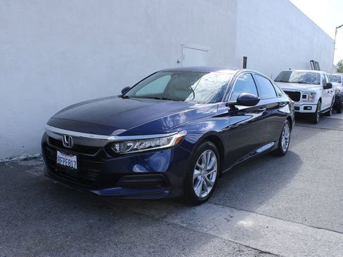 Used 2018 Honda Accord LX image 3
