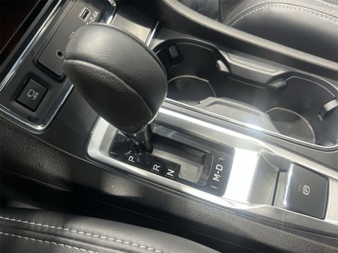 Used 2024 Subaru Ascent Limited w/ Technology Package image 20